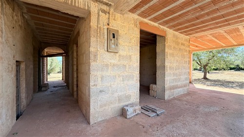 Fabbricato A Rustico Di Tre Vani & Acc., Antico Vano In Pietra E Veranda